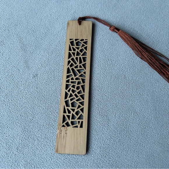 Wooden Bookmark with Brown Tassel ~ Geometric Design Cutout ~ Brand New! - Picture 5 of 6